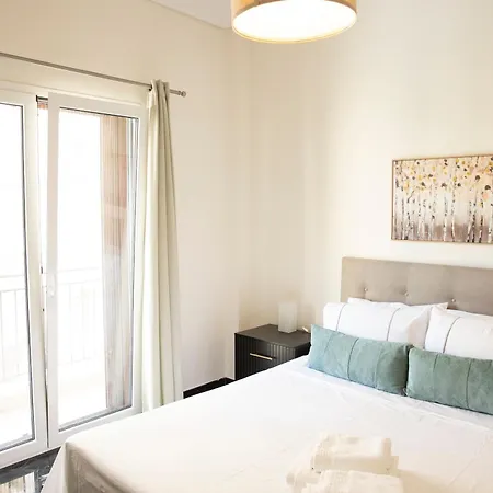 Spacious Glyfada Golf 4Br -Near Beach + Shops Ateny Zewnętrze zdjęcie