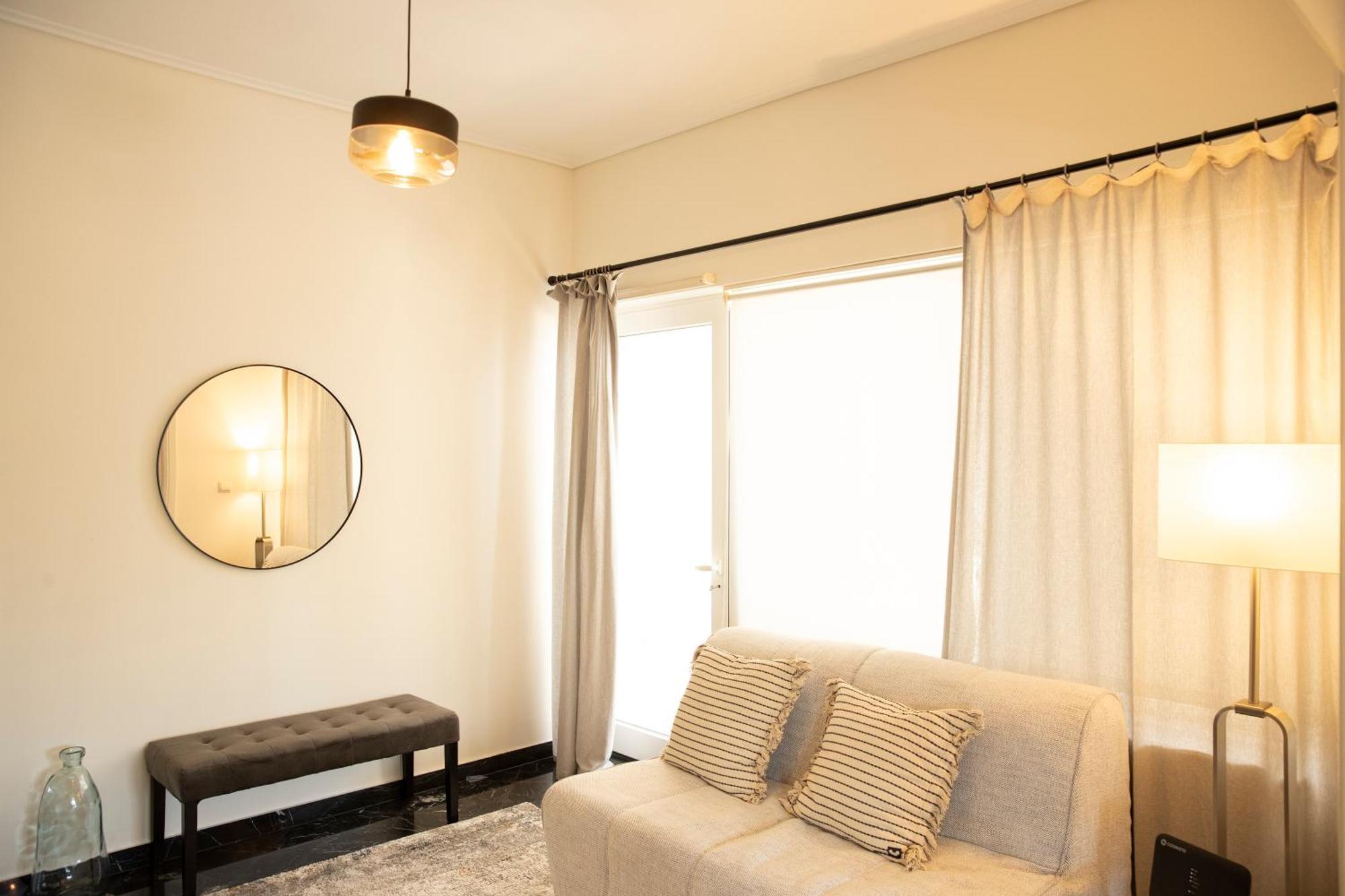 Spacious Glyfada Golf 4br -near + Shops Athens