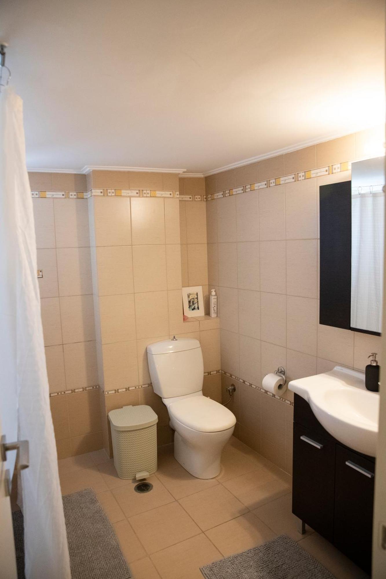 Apartment Spacious Glyfada Golf 4br -near + Shops