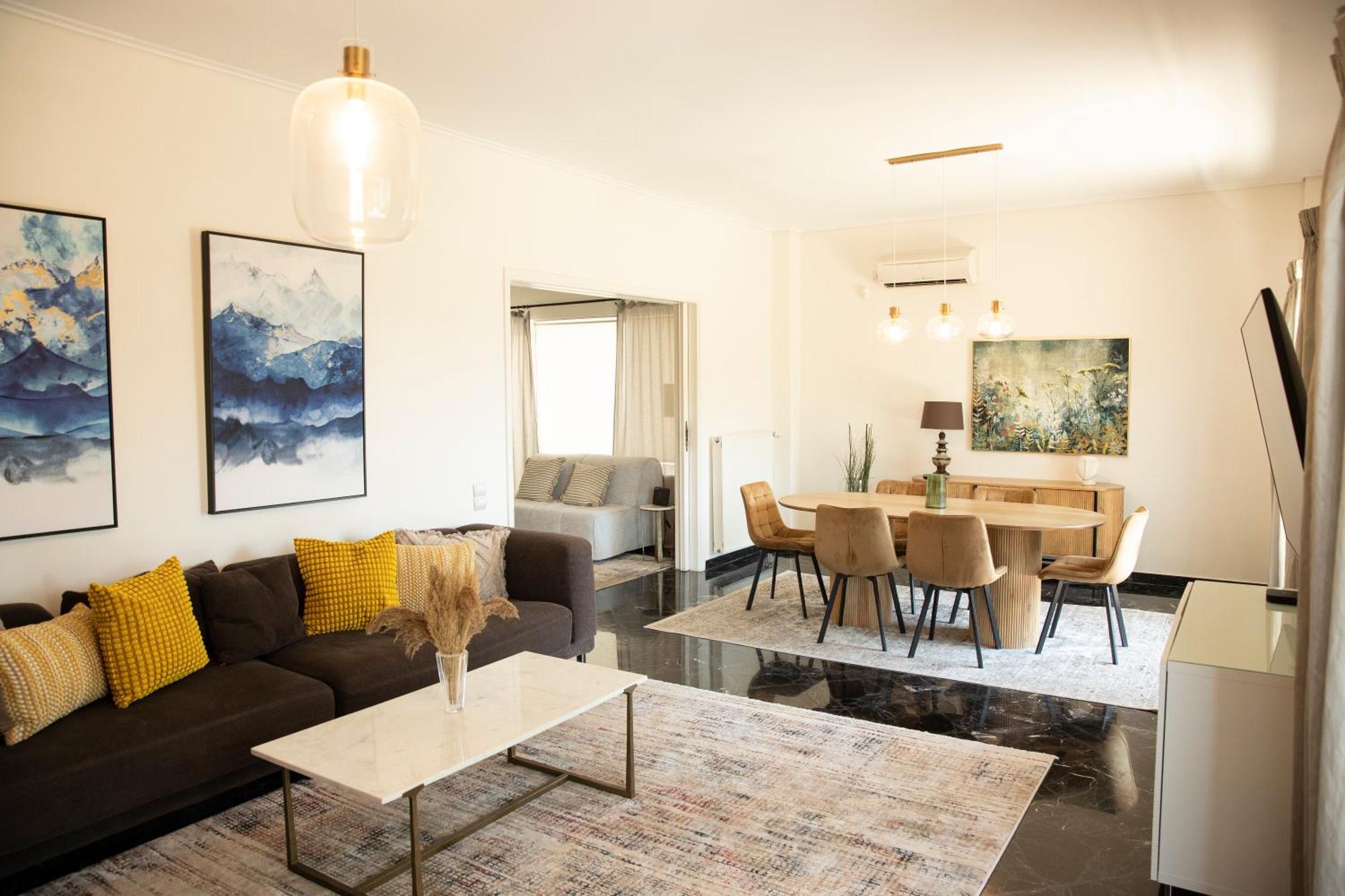 Spacious Glyfada Golf 4br -near + Shops Apartment Athens