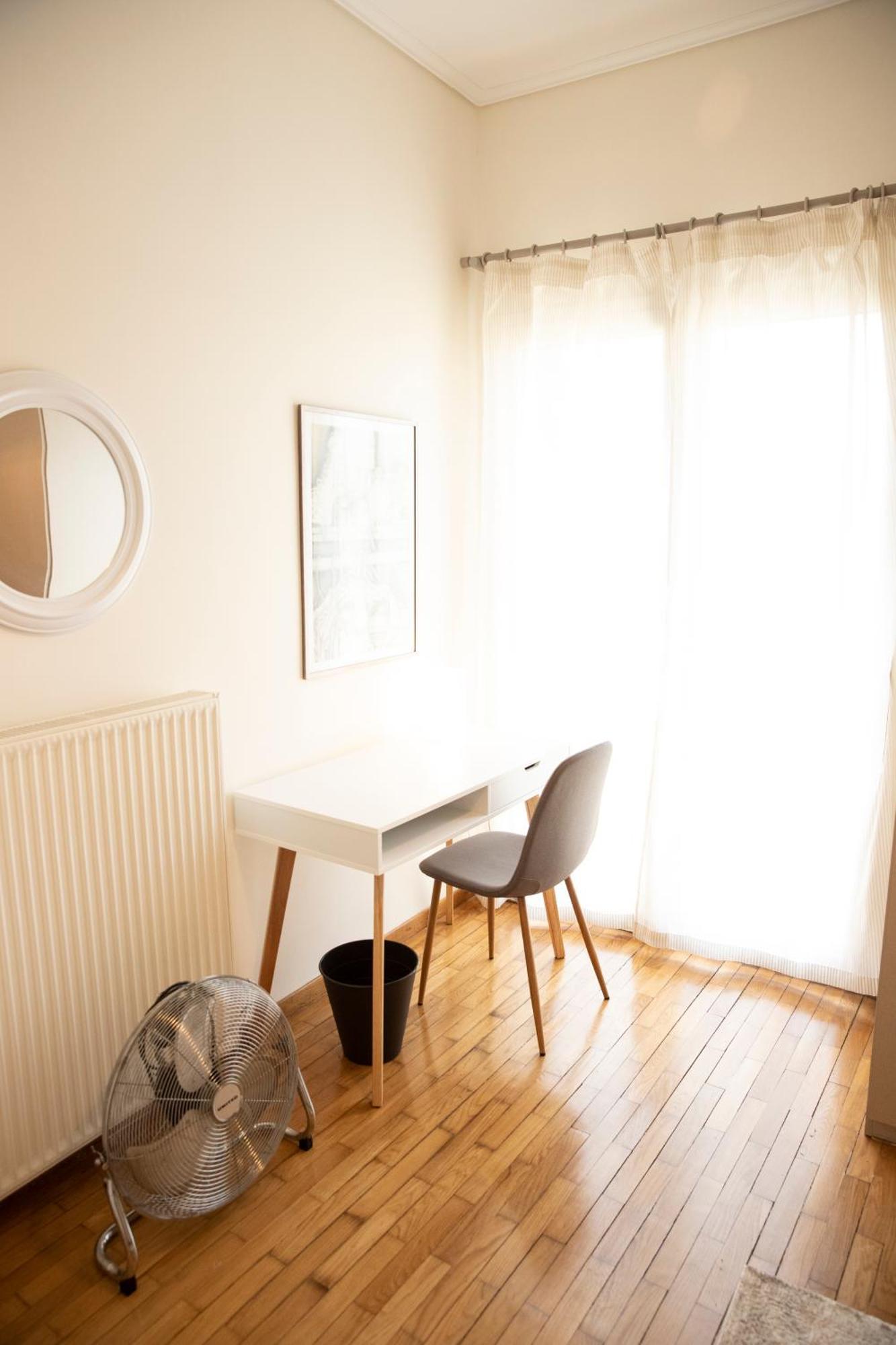 Spacious Glyfada Golf 4br -near + Shops