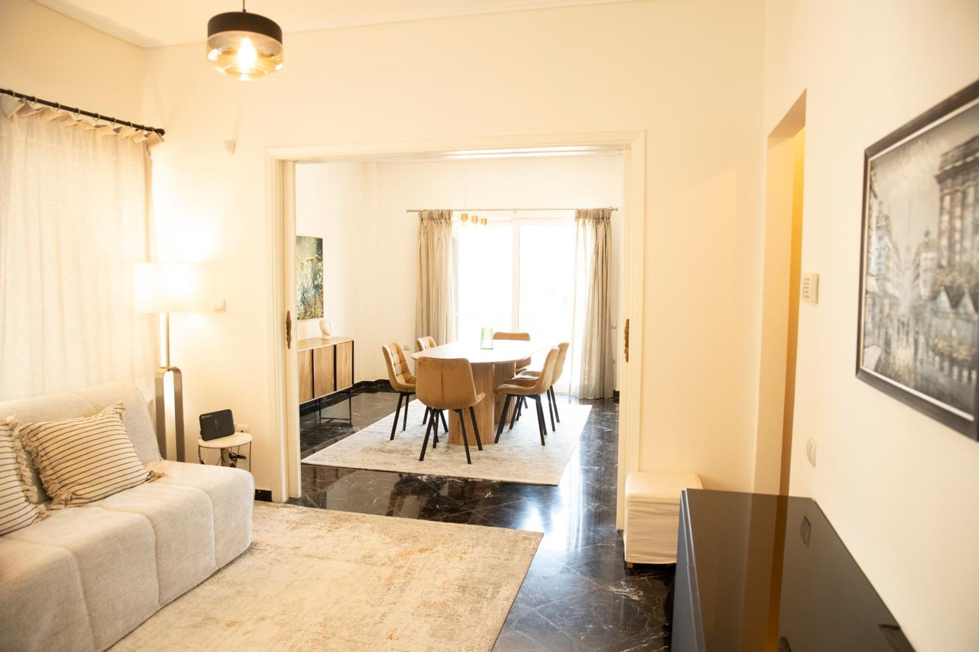 Appartement Spacious Glyfada Golf 4br -near + Shops *